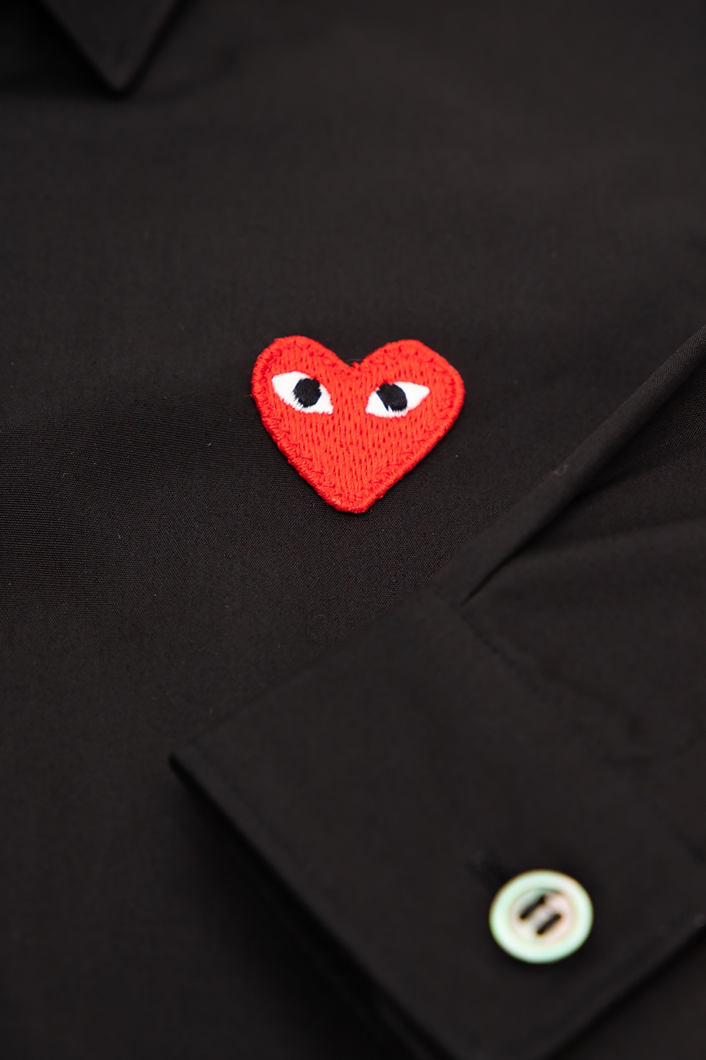 Comme des Garcons Play Kids Heart-patched Donna shirt